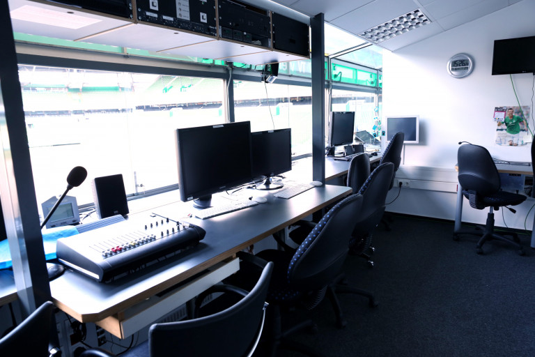 Weser_Stadion_Raum_Moderator_Kommentator_16-7-2014